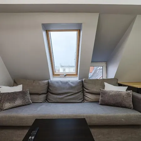 Apartment Wilda Grey By Bookinghost *