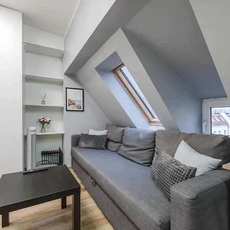 Apartment Wilda Grey By Bookinghost Posen
